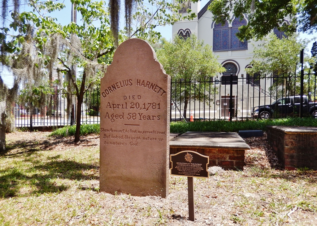 REVOLUTIONARY WAR PATRIOT CORNELIUS HARNET MEMORIAL