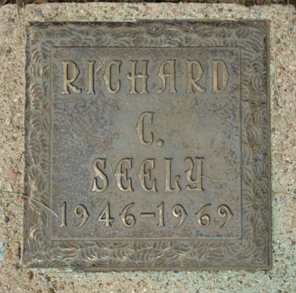 COLUMBIA COUNTY HEROES OF VIETNAM WAR MEMORIAL PLAQUE K