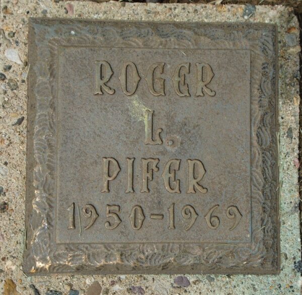 COLUMBIA COUNTY HEROES OF VIETNAM WAR MEMORIAL PLAQUE J