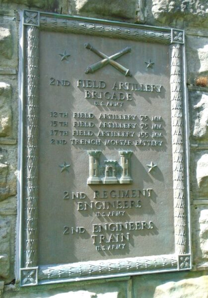 SECOND DIVISION WORLD WAR MEMORIAL PLAQUE C
