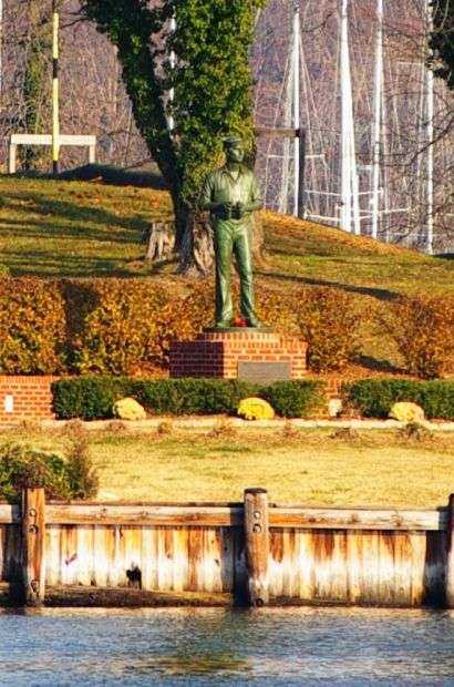 ON WATCH SAILOR MEMORIAL