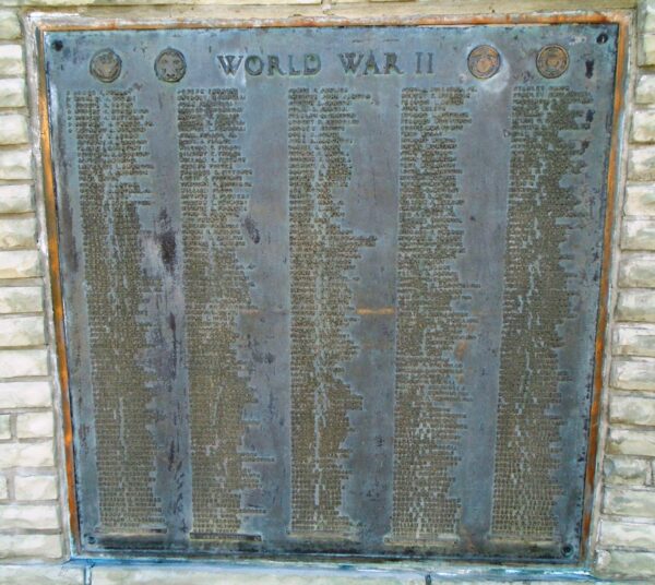 COMMUNITY OF BROUGHTON WAR VETERANS MEMORIAL PLAQUE A