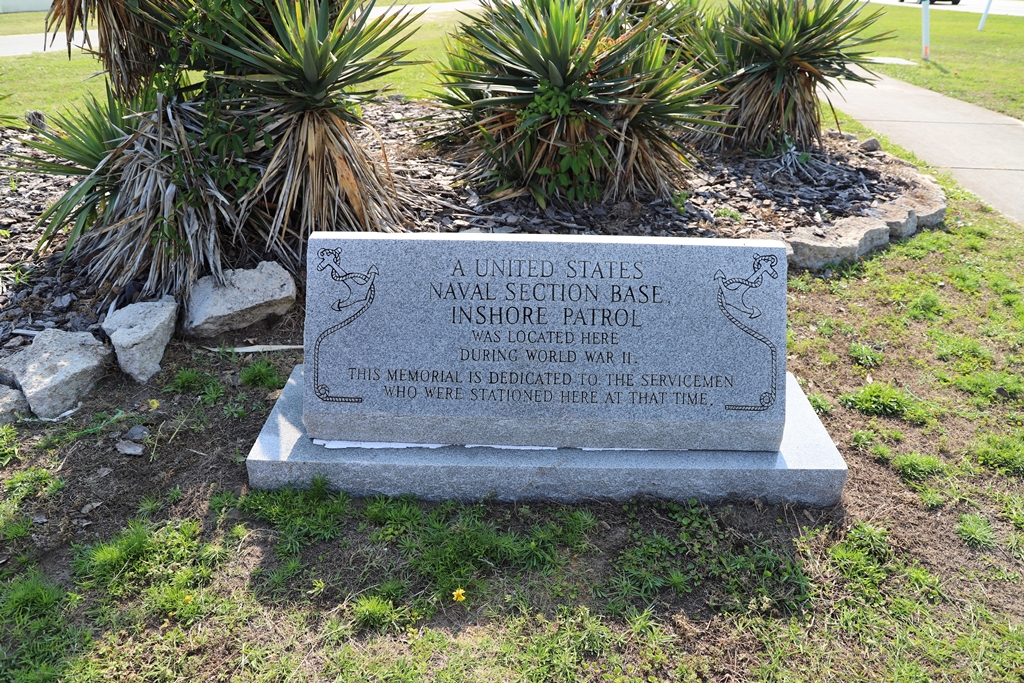 A UNITED STATES NAVAL SECTION BASE INSHORE PATROL MEMORIAL