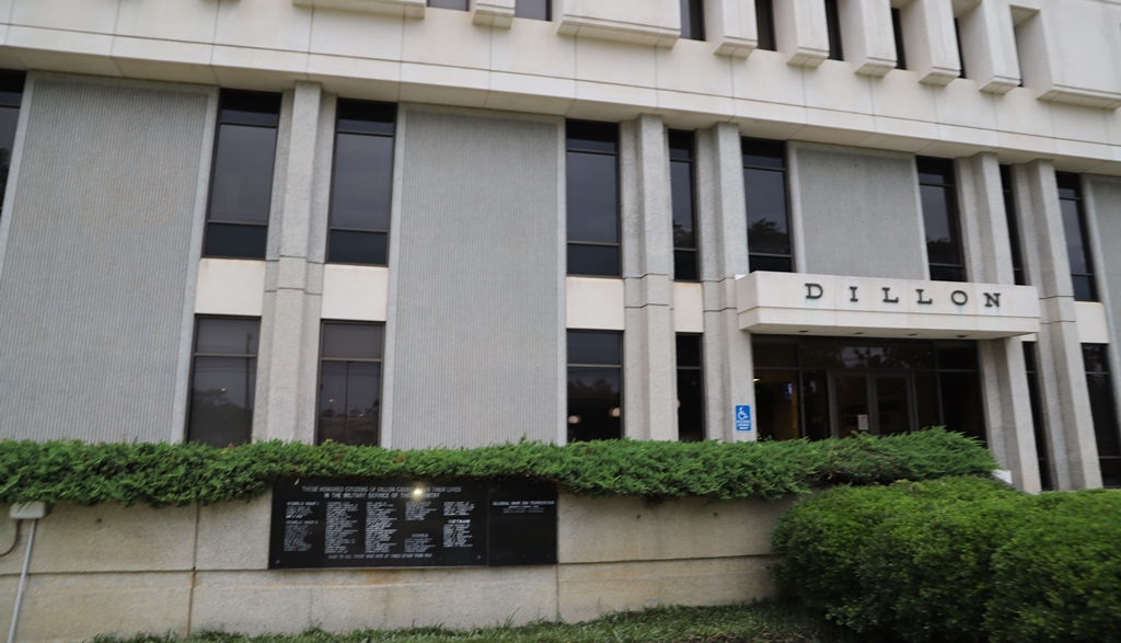 DILLON COUNTY SUPREME SACRIFICE MEMORIAL