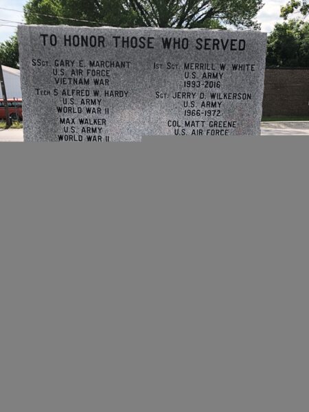 PEA RIDGE WAR VETERANS MEMORIAL STONE B