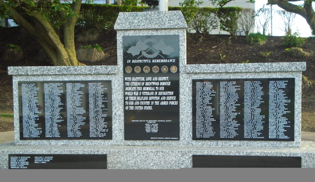 IN RESPECTFUL REMEMBRANCE TO OUR WORLD WAR II VETERANS MEMORIAL