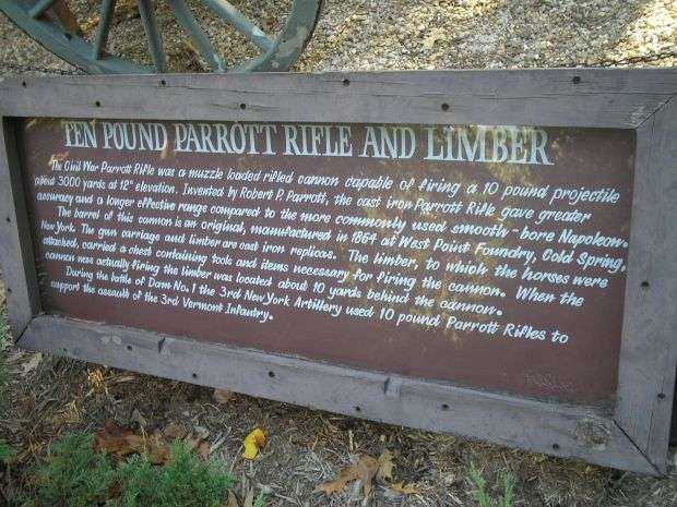 TEN POUND PARROTT RIFLE AND LIMBER MEMORIAL PLAQUE