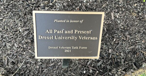 DREXEL UNIVERSITY VETERANS MEMORIAL TREE PLAQUE