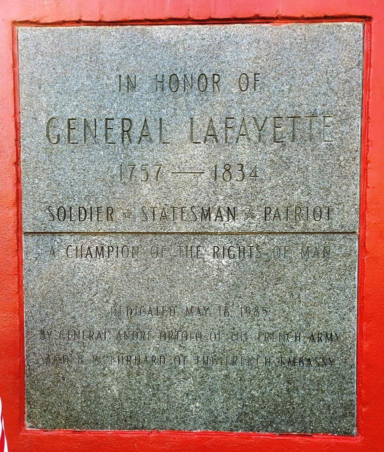 GENERAL LAFAYETTE REVOLUTIONARY WAR MEMORIAL STONE