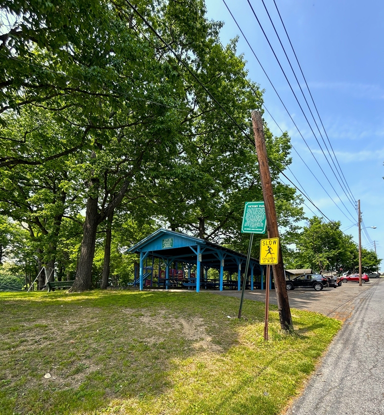 SLATINGTON VICTORY PARK MEMORIAL