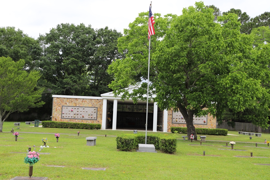 MAY EVERY DAY BE MEMORIAL DAY FLAGPOLE