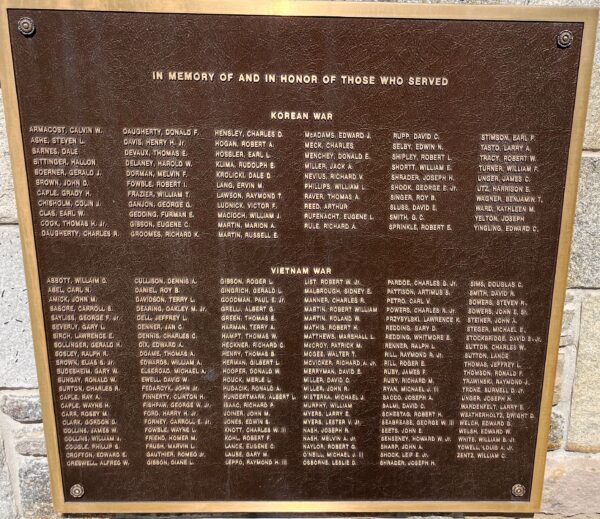 HAMPSTEAD WAR VETERANS MEMORIAL PLAQUE G