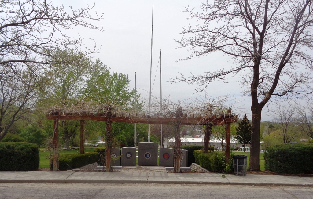ALPINE, UT VETERANS MEMORIAL
