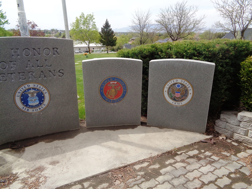 ALPINE, UT VETERANS MEMORIAL RIGHT STONES