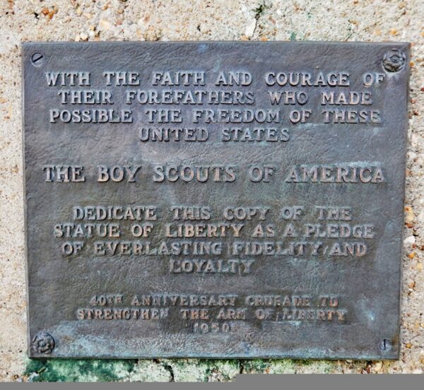 WILMINGTON REPLICA OF THE STATUE OF LIBERTY MEMORIAL PLAQUE
