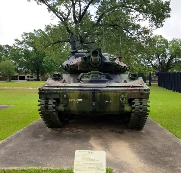 M 551 “SHERIDAN” ARMORED AIRBORNE ASSAULT RECONNAISSANCE VEHICLE MEMORIAL