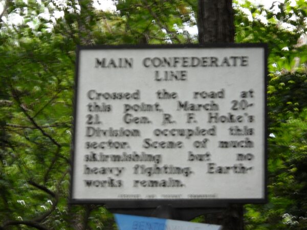 MAIN CONFEDERATE LINE CROSSED THE ROAD WAR MEMORIAL