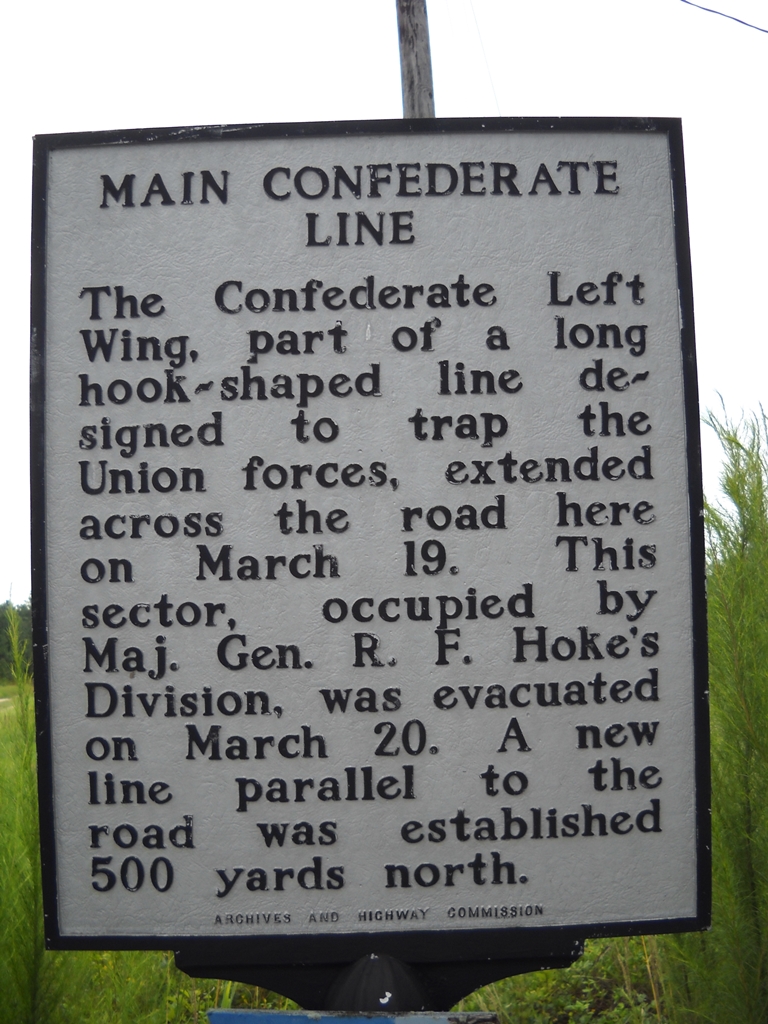 MAIN CONFEDERATE LINE WAR MEMORIAL MARKER