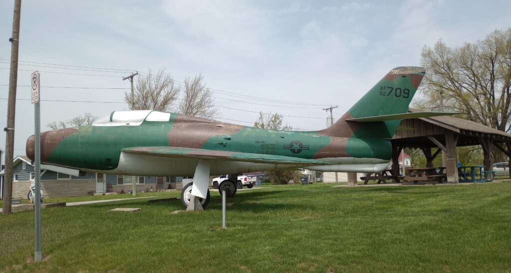 F-84 F THUNDER STREAK MEMORIAL AIRCRAFT