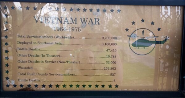 VIETNAM WAR 1964-1975 WAR MEMORIAL PLAQUE