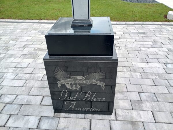 LET US PRAY FOR THOSE WHO SERVE & PROTECT WAR MEMORIAL BACK