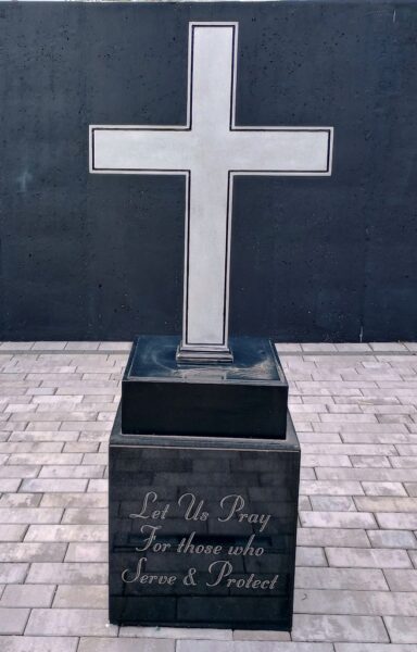 LET US PRAY FOR THOSE WHO SERVE & PROTECT WAR MEMORIAL FRONT