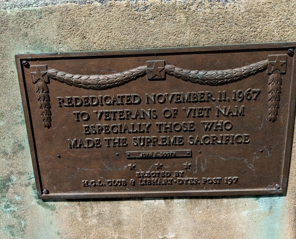 REDEDICATED NOVEMBER 11, 1967 TO VETERANS OF VIET NAM MEMORIAL
