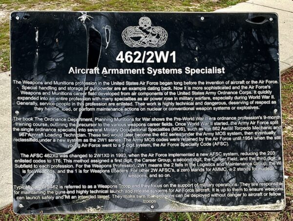 AIRCRAFT ARMAMENT SYSTEMS SPECIALIST MEMORIAL PLAQUE