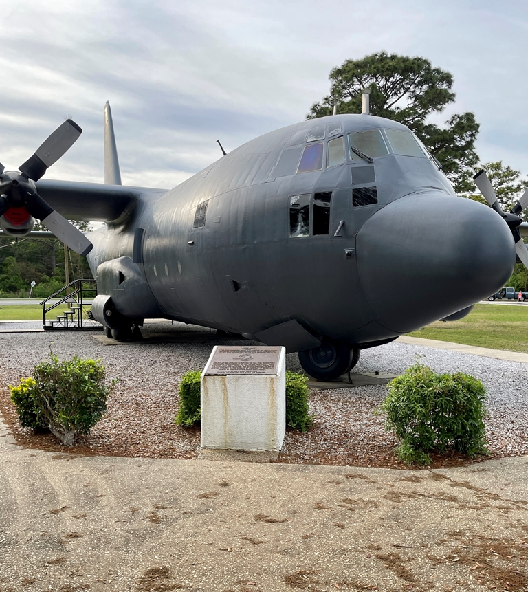 “FIRST LADY” MEMORIAL AIRCRAFT