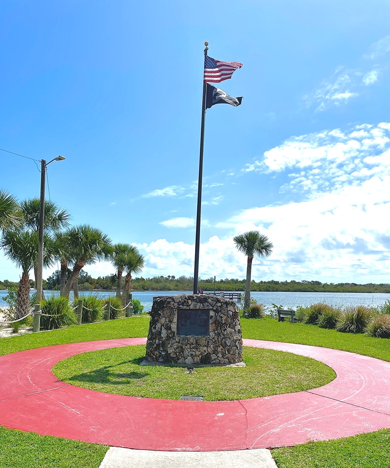 EDGEWATER VETERANS MEMORIAL PARK