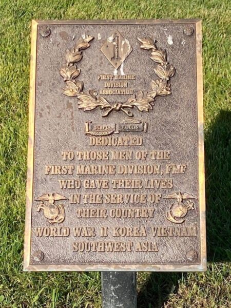 FIRST MARINE DIVISION MEMORIAL PLAQUE