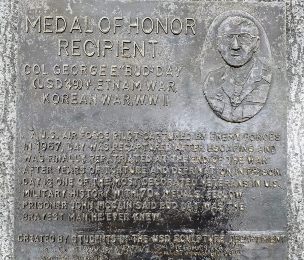 VERMILLION PATRIOTS PLAZA MEDLA OF HONOR WAR MEMORIAL PLAQUE C