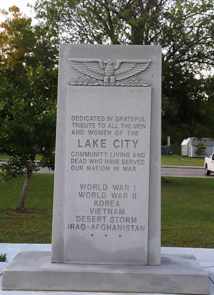 LAKE CITY WAR VETERANS MEMORIAL CLOSE-UP