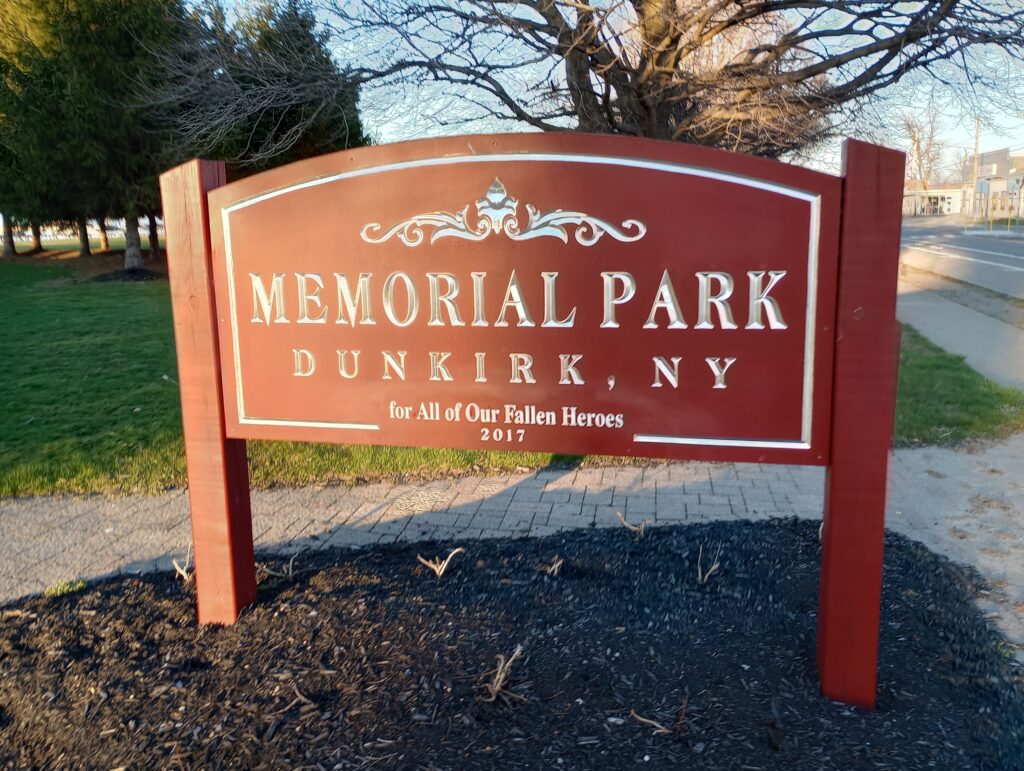 MEMORIAL PARK DUNKIRK, NY MARKER