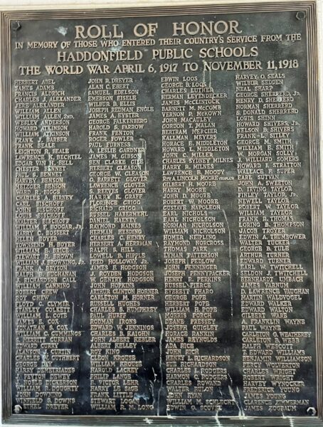 HADDONFIELD PUBLIC SCHOOLS WORLD WAR ROLL OF HONOR MEMORIAL PLAQUE