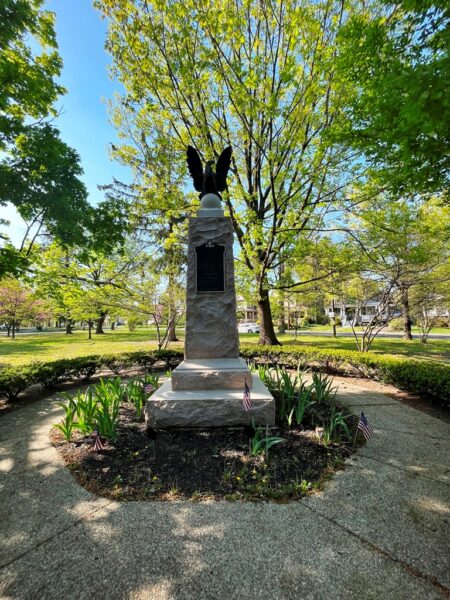BOROUGH OF COLLINGSWQOOD WORLD WAR MEMORIAL