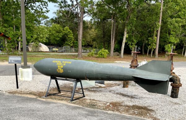 M118 GENERAL PURPOSE BOMB MEMORIAL