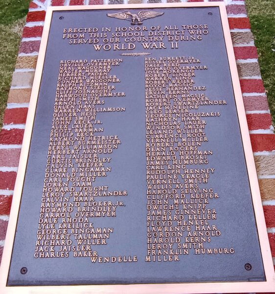 LINDSEY SCHOOL DISTRICT WORLD WAR II MEMORIAL PLAQUE