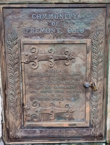 COMMUNITY OF FREMONT, OHIO SECOND WORLD WAR MEMORIAL PLAQUE