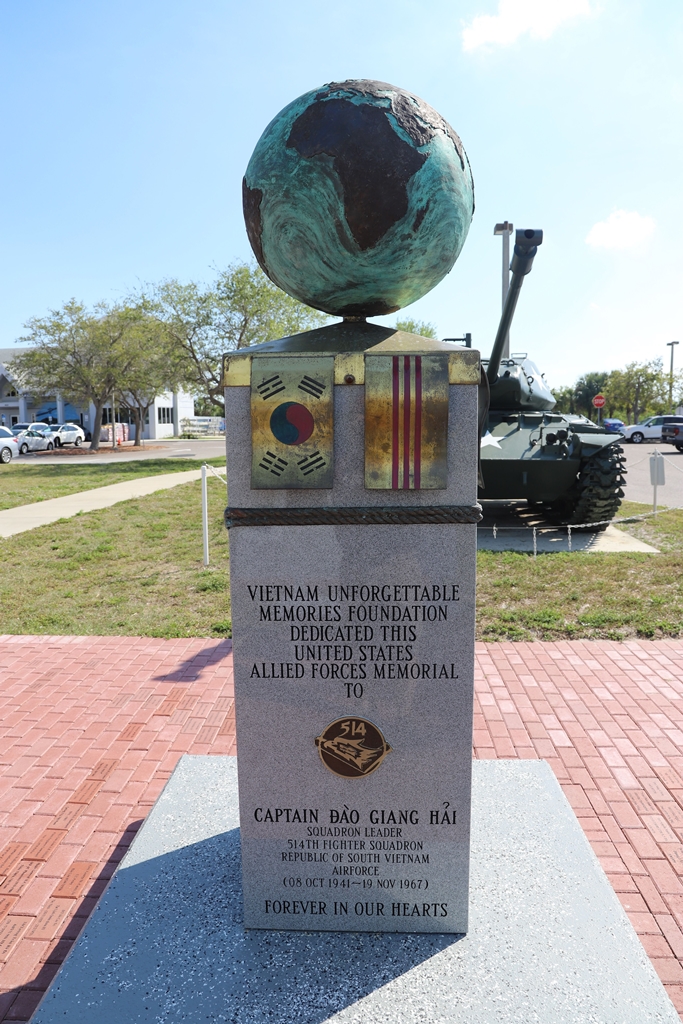 UNITED STATES ALLIED FORCES MEMORIAL SIDE D