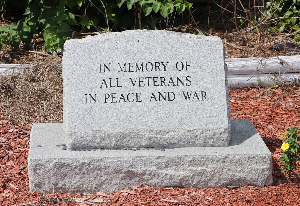 AVON PARK ALL VETERANS IN PEACE AND WAR MEMORIAL