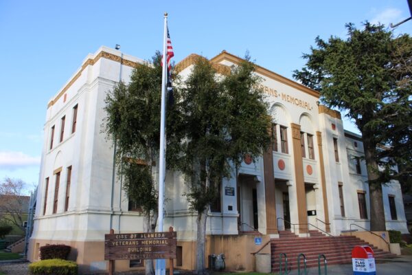 ALAMEDA VETERANS MEMORIAL BUILDING