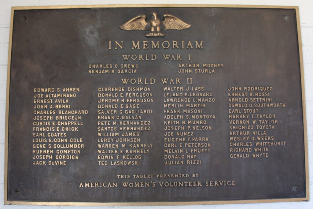 AMERICAN WOMEN VOLUTEER SEVICE WAR VETERANS MEMORIAL PLAQUE