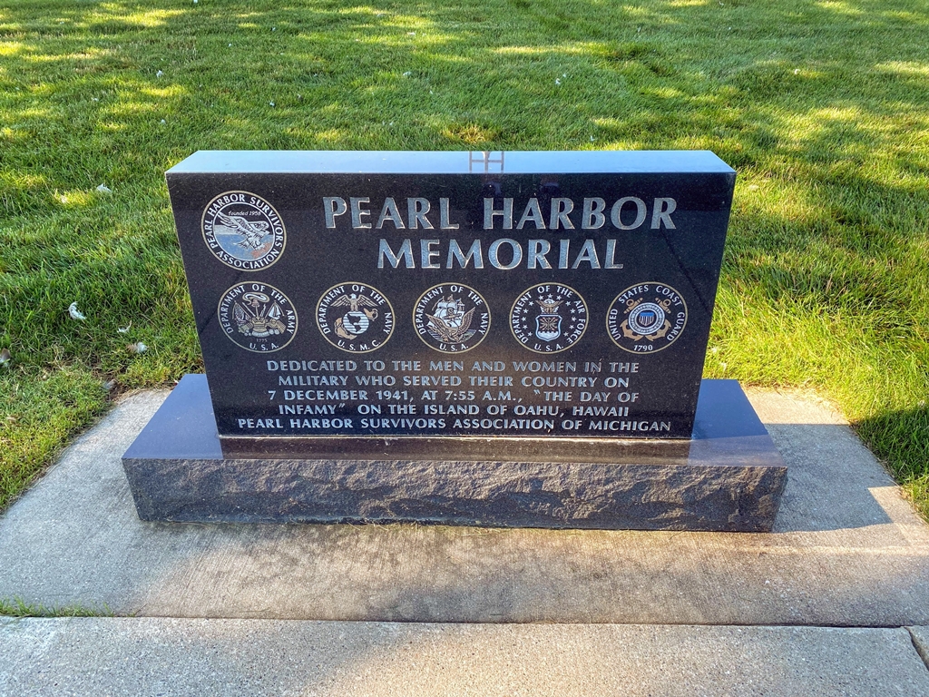 HOLLY PEARL HARBOR MEMORIAL