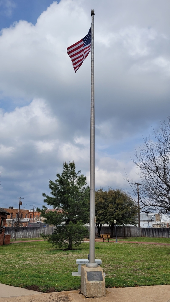 THE AMERICAN LEGION VETERANS OF ALL WARS MEMORIAL FLAGPOLE