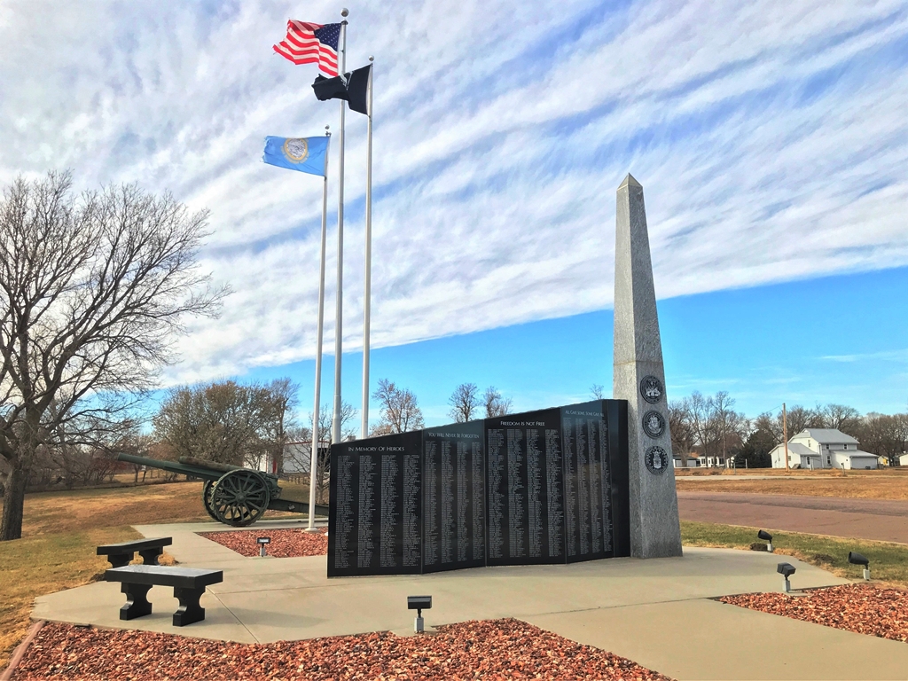 SPRINGFIELD VETERANS MEMORIAL SIDE A