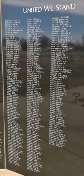 SPRINGFIELD VETERANS MEMORIAL STONE F