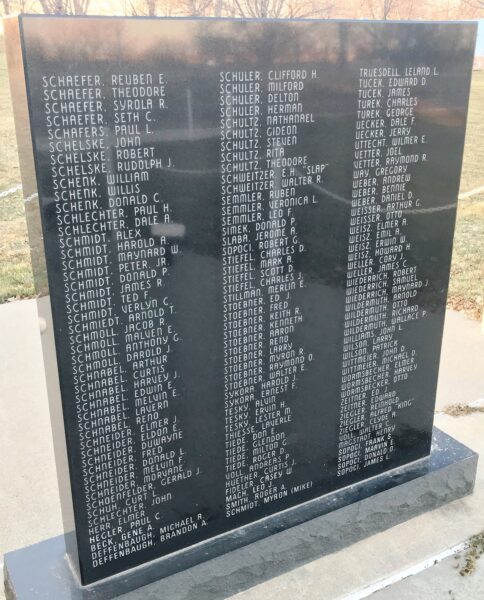AMERICAN LEGION VETERANS MEMORIAL STONE E