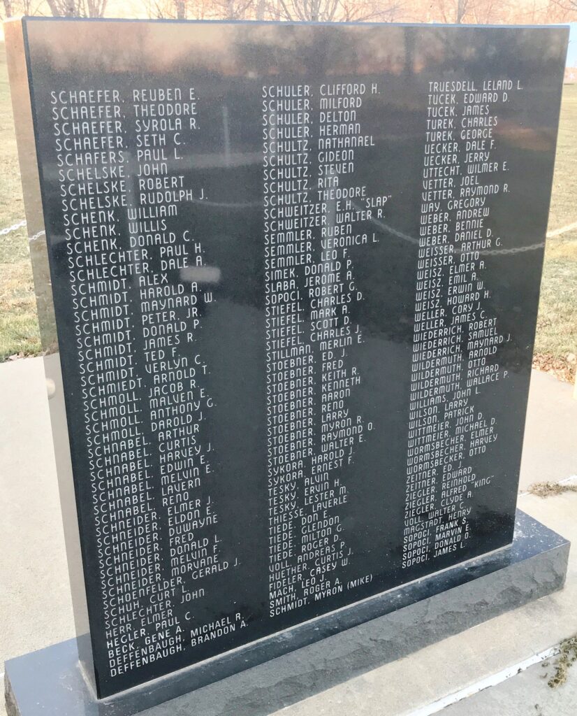 AMERICAN LEGION VETERANS MEMORIAL STONE E