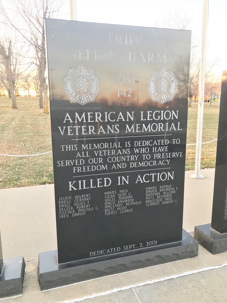 AMERICAN LEGION VETERANS MEMORIAL STONE A